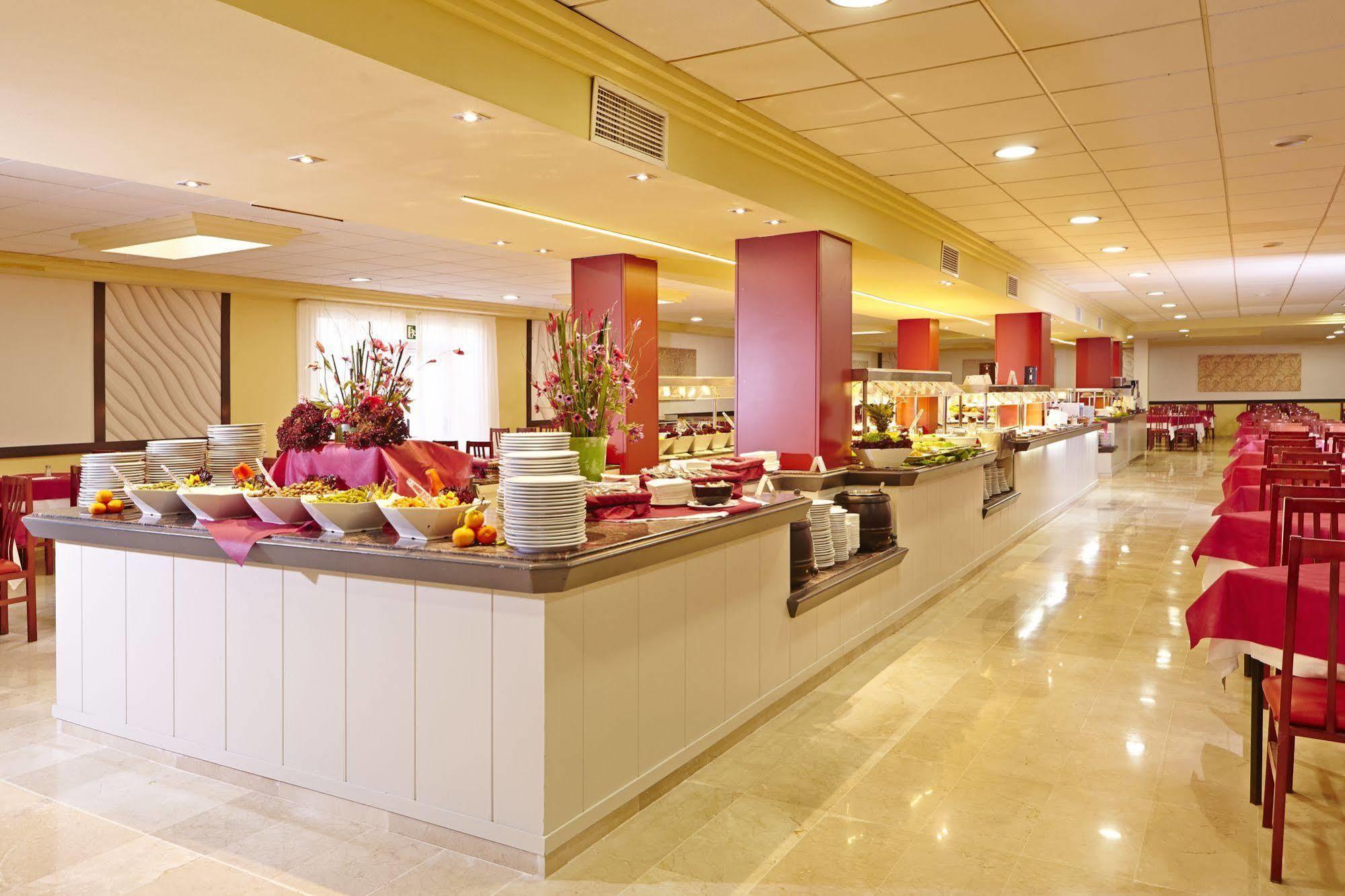 Sahara Nubia Gobi Hotel Ses Cadenes Ngoại thất bức ảnh Buffet
